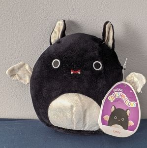 5" Emily the bat Halloween squishmallow
